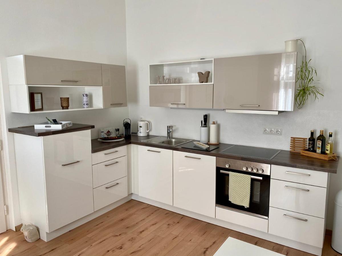 Apartment Im Gruenen ลีโอเบน ภายนอก รูปภาพ
