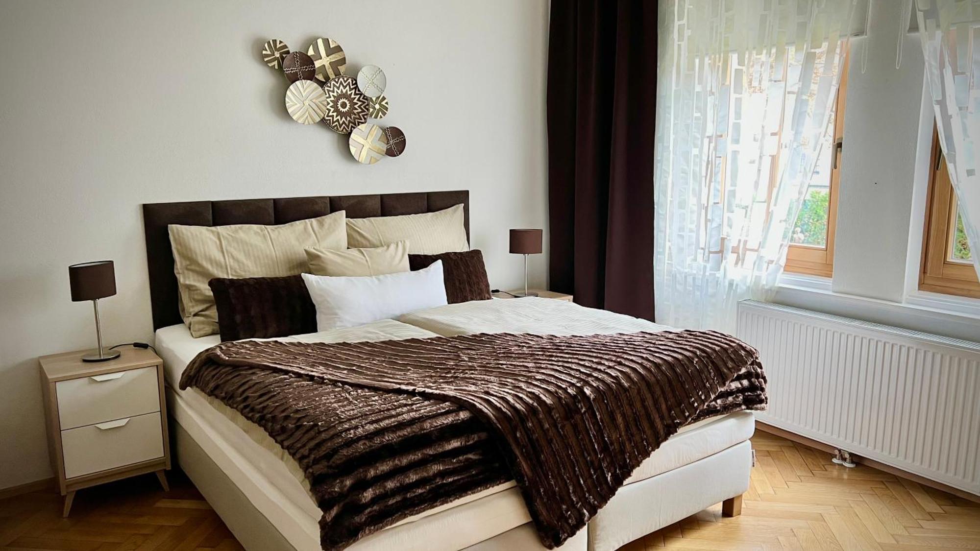 Apartment Im Gruenen ลีโอเบน ภายนอก รูปภาพ